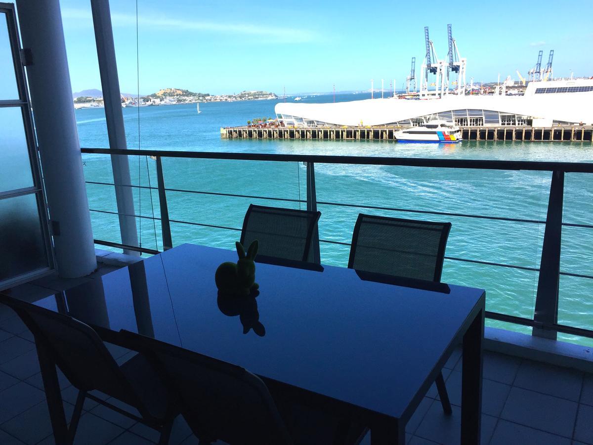 Princes Wharf Boutique Apartments Окленд Екстер'єр фото