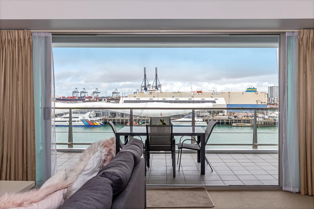 Princes Wharf Boutique Apartments Окленд Екстер'єр фото